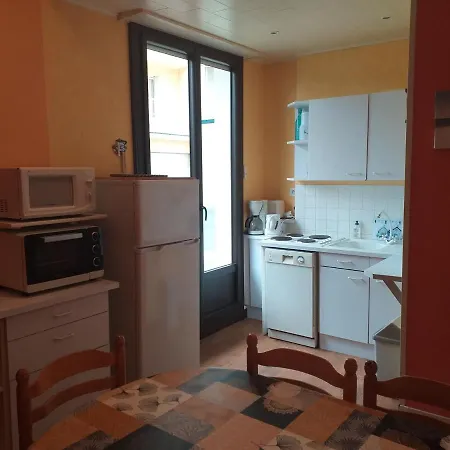Apartment T2 Confortable, 2 Min De La Plage, Apercu Mer, Quartier Arago - Fr-1-92-572